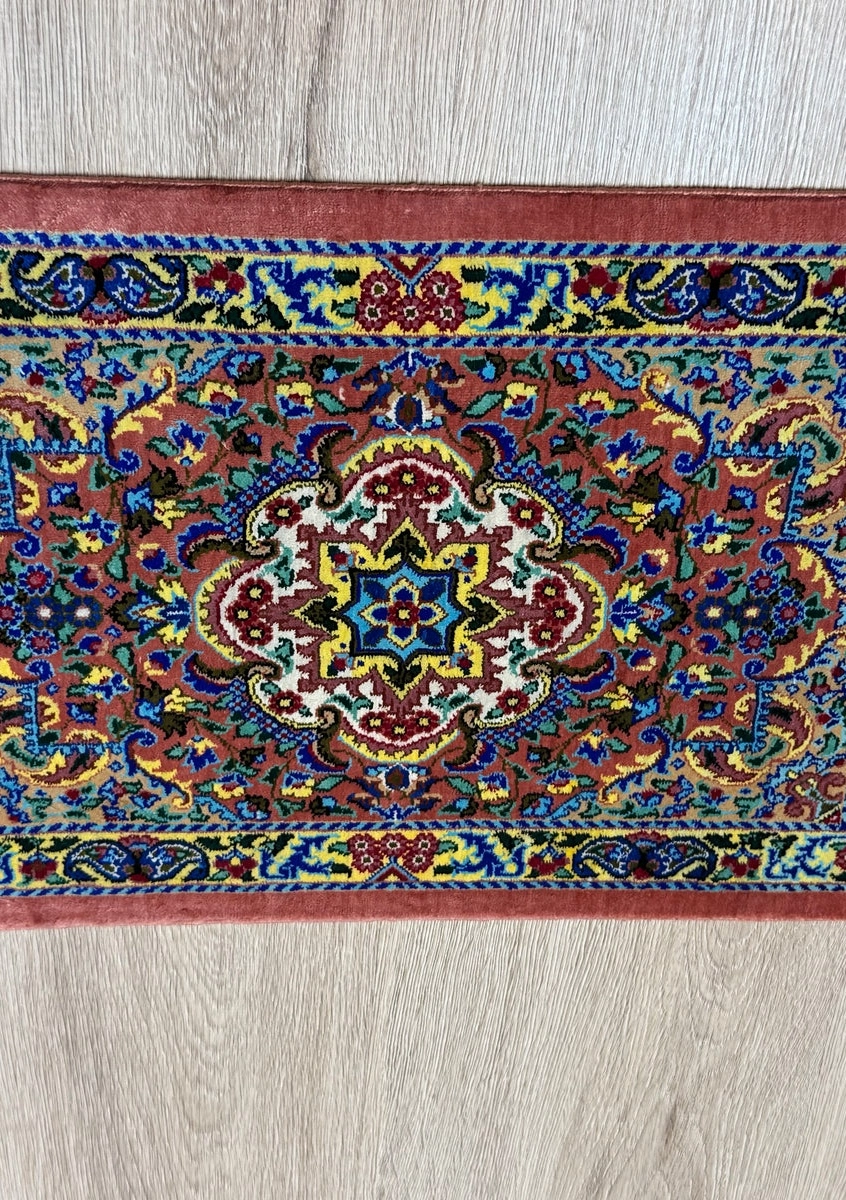 Silk Rug. Garden Bloom.